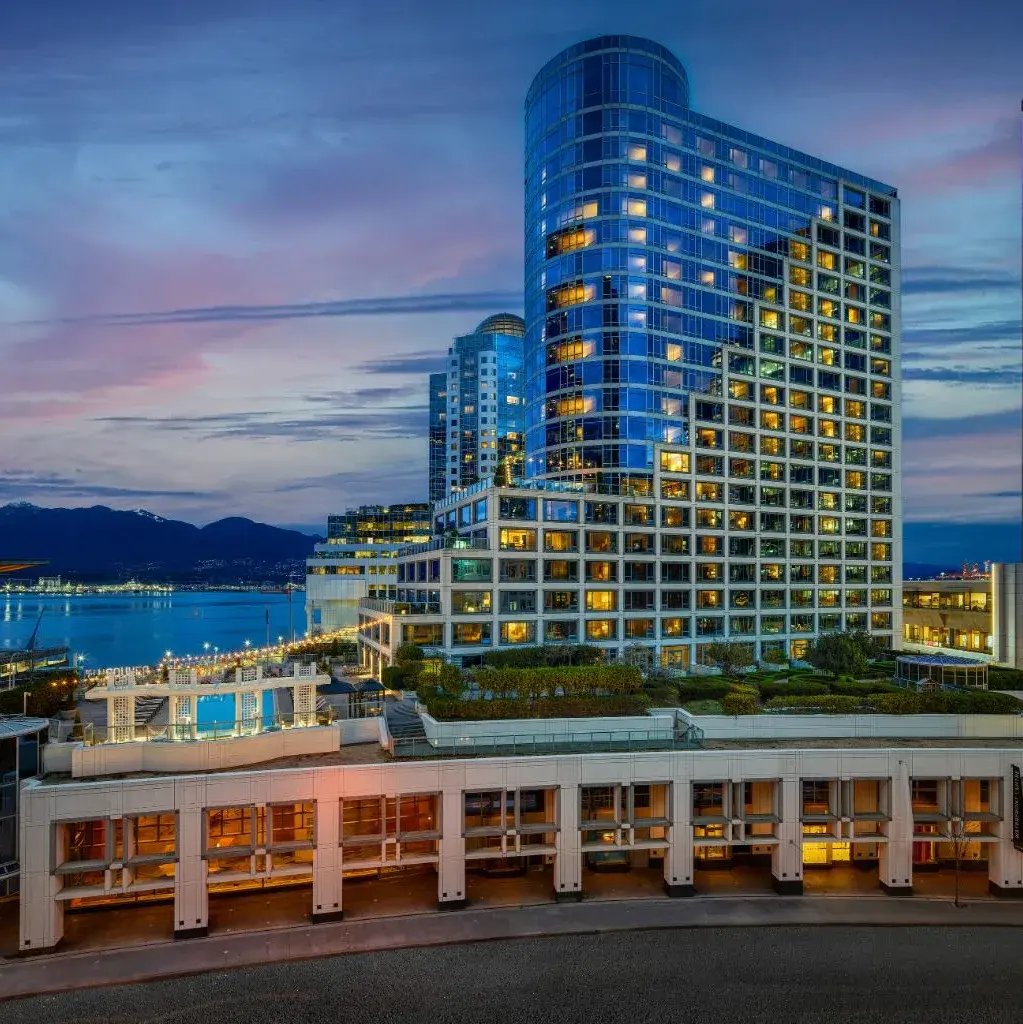 xoumipkplrnbvoccjglq